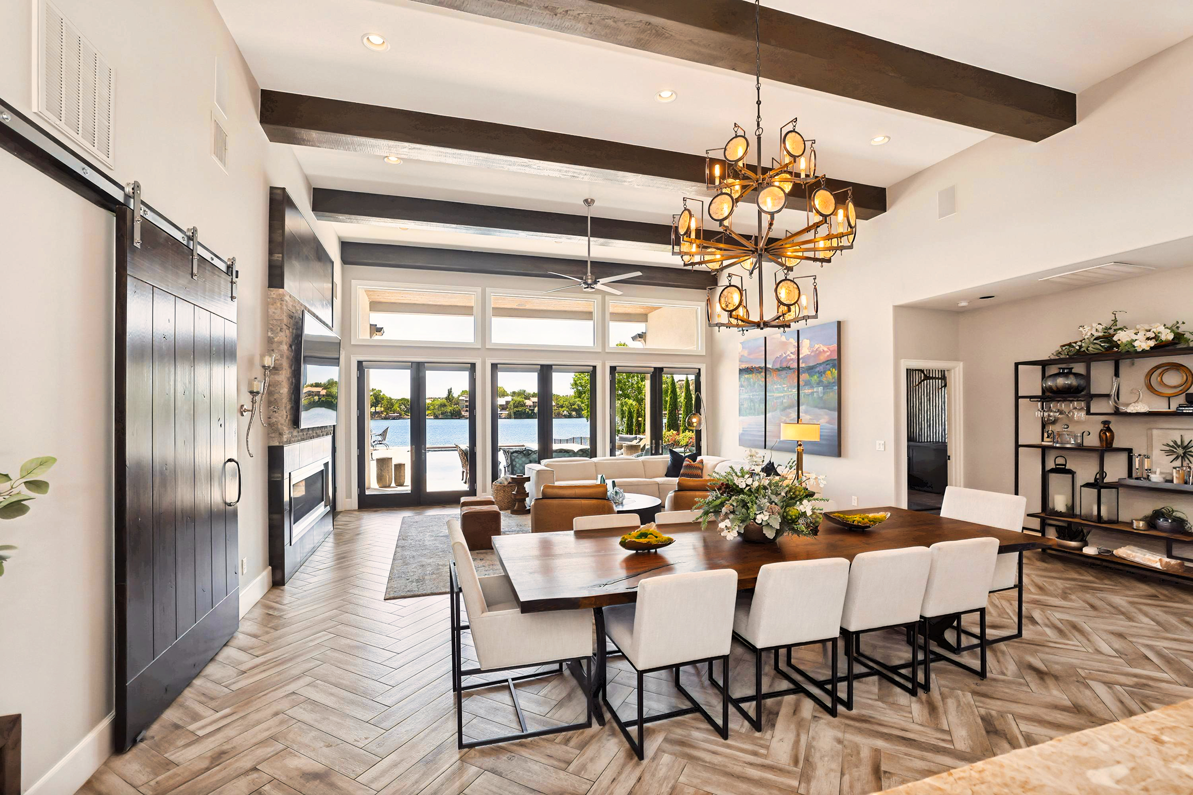Dining & Living